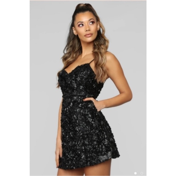 Fashion Nova size XL black dress with 3D flowers - Picture 3 of 6